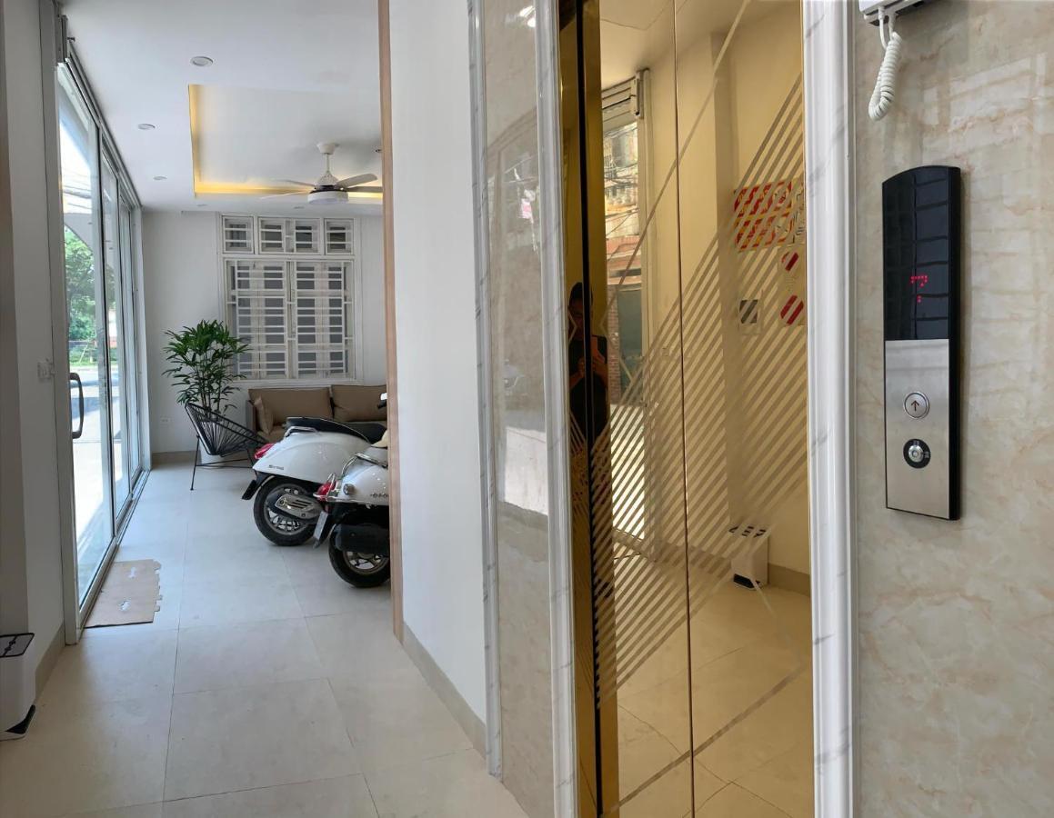 האנוי Lyn House - Service Apartment Hoang Quoc Viet מראה חיצוני תמונה