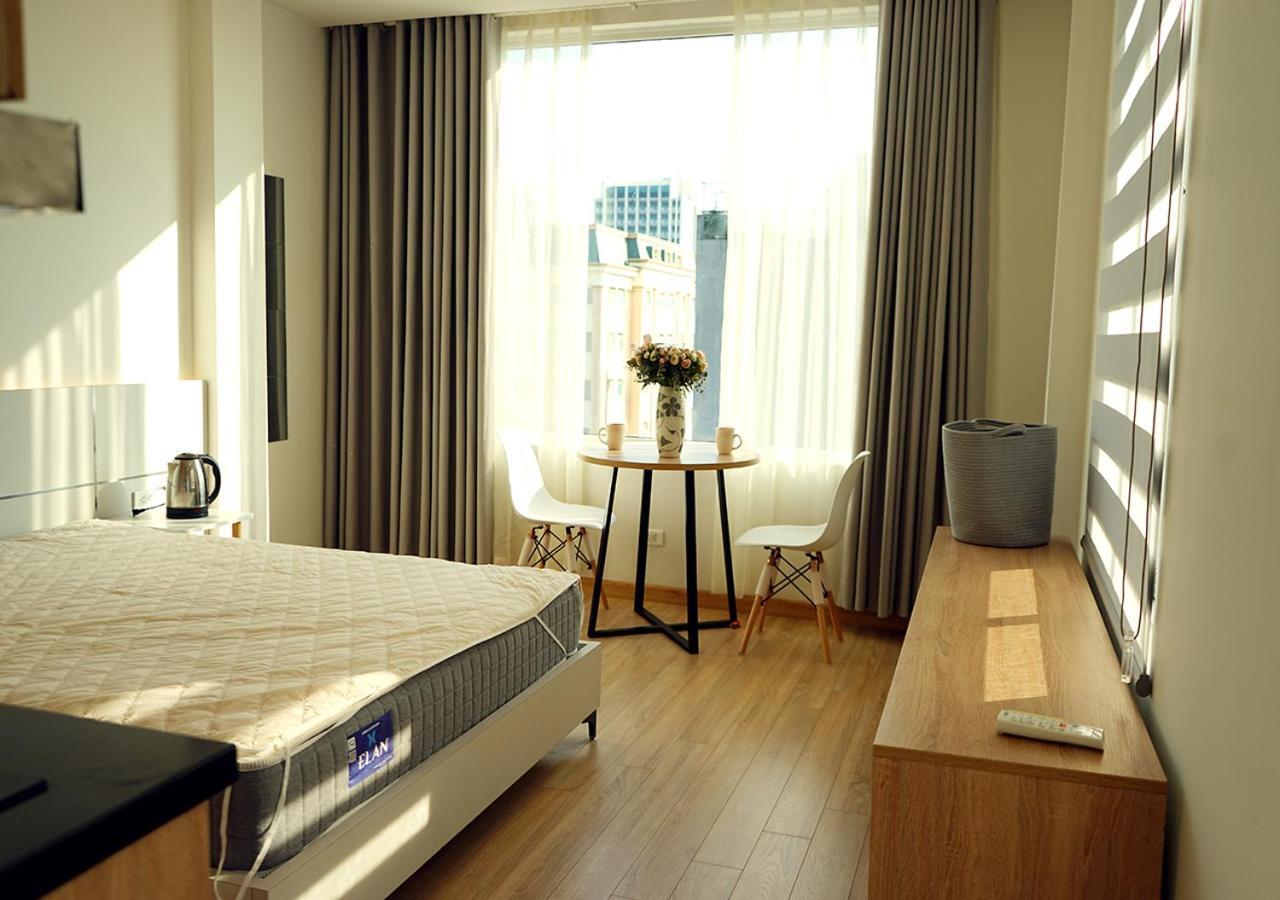 האנוי Lyn House - Service Apartment Hoang Quoc Viet מראה חיצוני תמונה